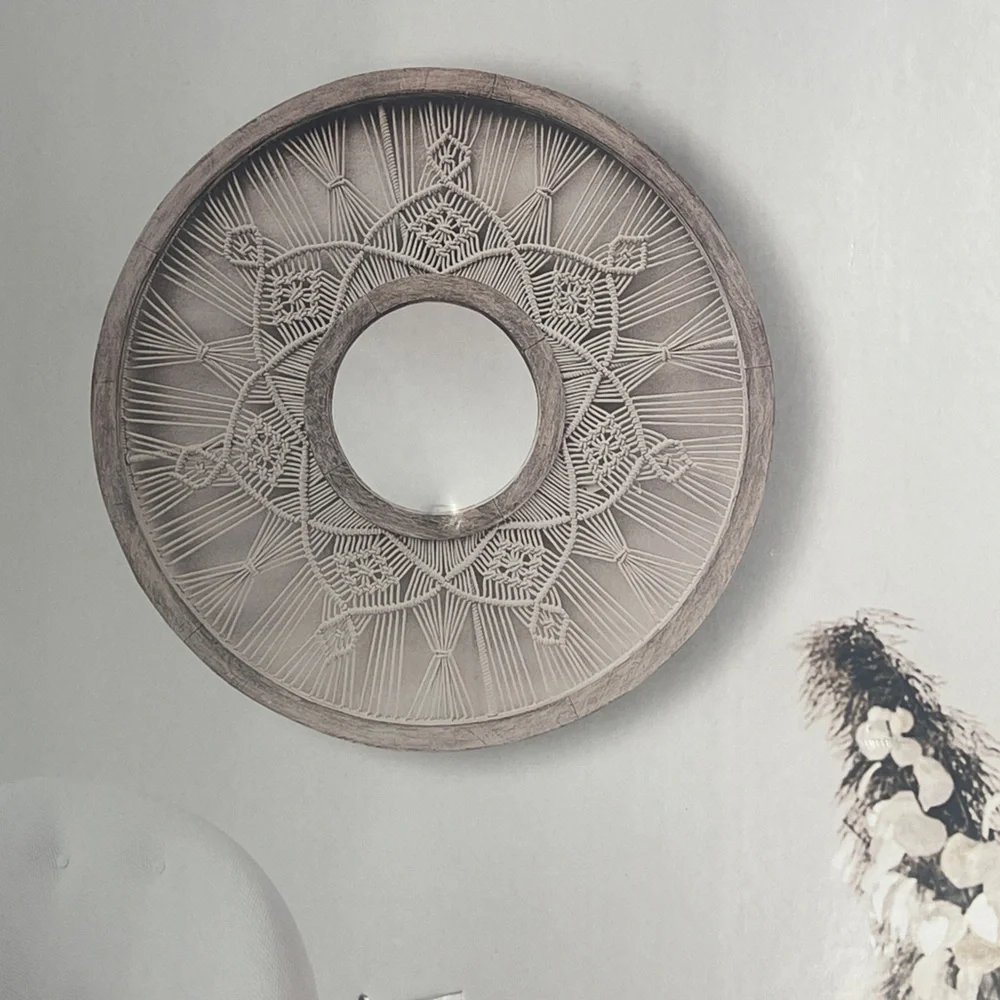 NWT Mirror Handcrafted Macrame Mandela & Solid Wood Round Mirror 26”